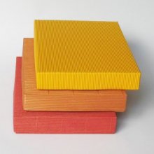 Presentask i wellpapp - 22 x 31 x 5 cm - Olika färger