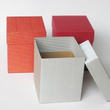 Presentask i wellpapp - 14 x 16 x 17 cm - Olika färger