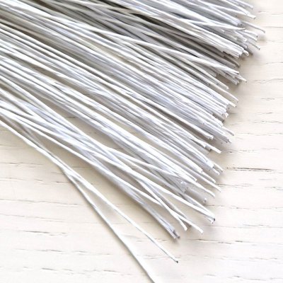 Blomstertråd 0,56 mm x 58 cm
- Vit