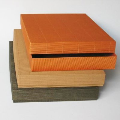 Presentask i wellpapp - 30 x 40 x 5 cm - Gyllengul