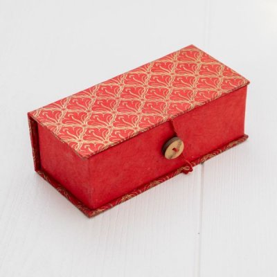 Handgjord låda lokta